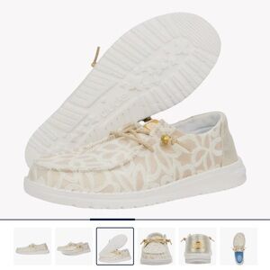 Hey Dude Wendy Metallic Lace. Sz 10